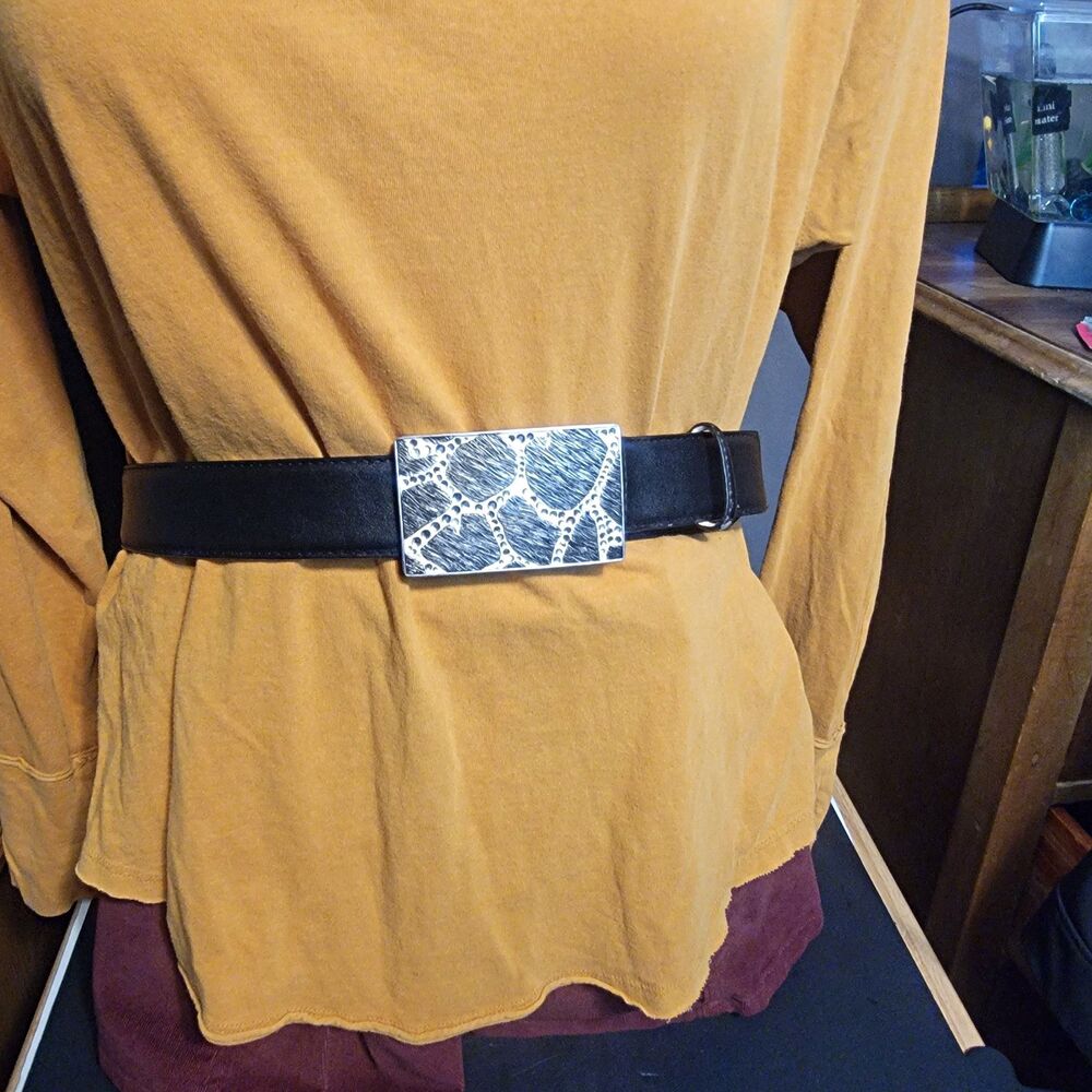 Women’s Black Waist Belt w/ Silver Animal Print Buckle, Adjustable One Size